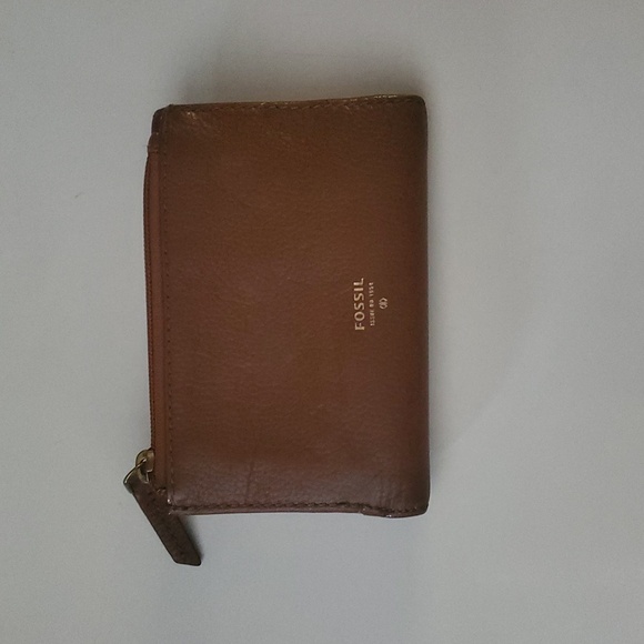 Fossil Brown Pink Leather Foldable Wallet - Picture 2 of 8